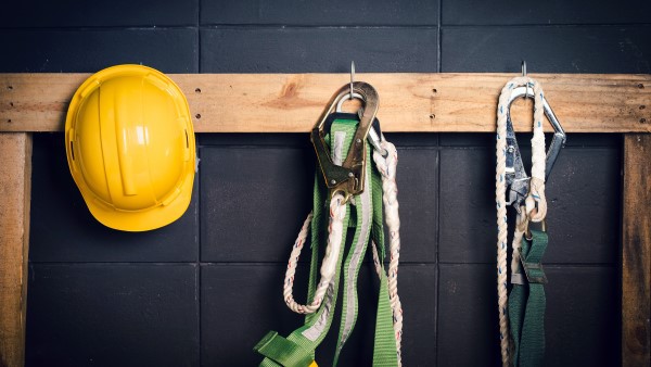 What Should A Fall Protection Plan Include
